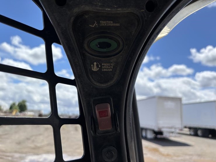 2018-bobcat-t650-image-26