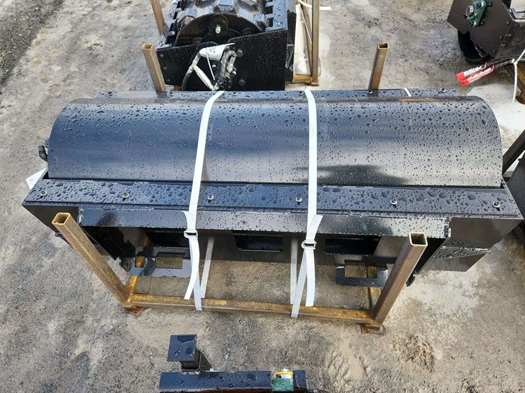 future-ft-cw70-skid-steer-vibratory-roller-image-1