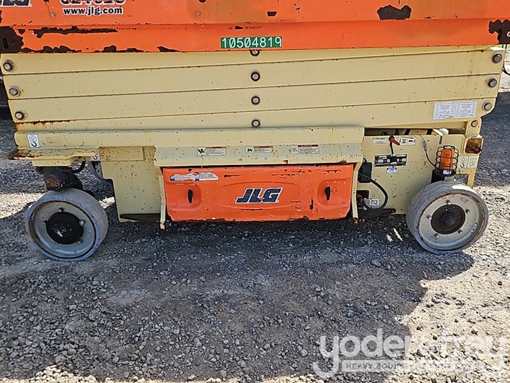 2016-jlg-3246es-image-9