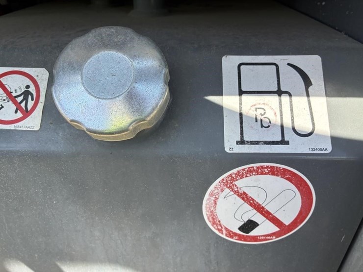 2014-skyjack-sj6832rt-image-8