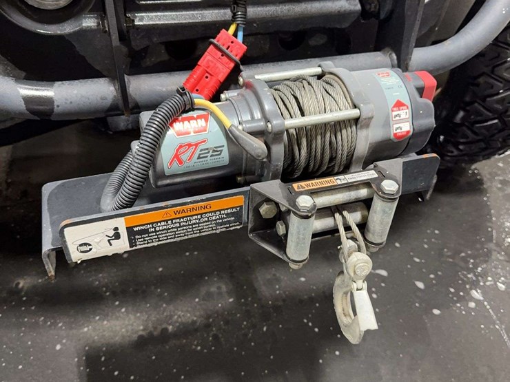 2012-case-ih-scout-xl-image-13