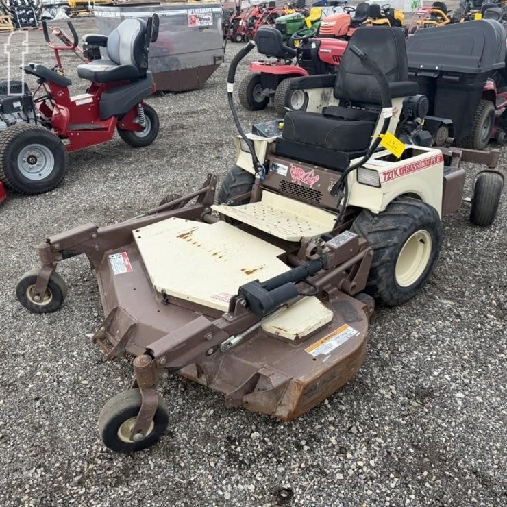 2013 GRASSHOPPER 727K