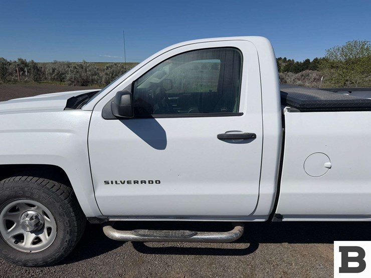 2018-chevrolet-silverado-1500-image-12
