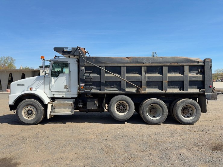 2002-kenworth-t800-image-2