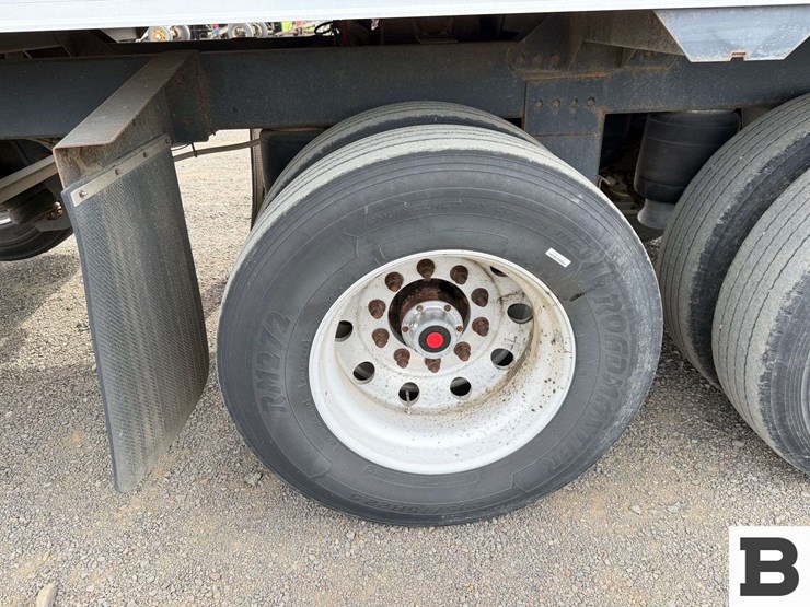 2017-timpte-hopper-bottom-image-43