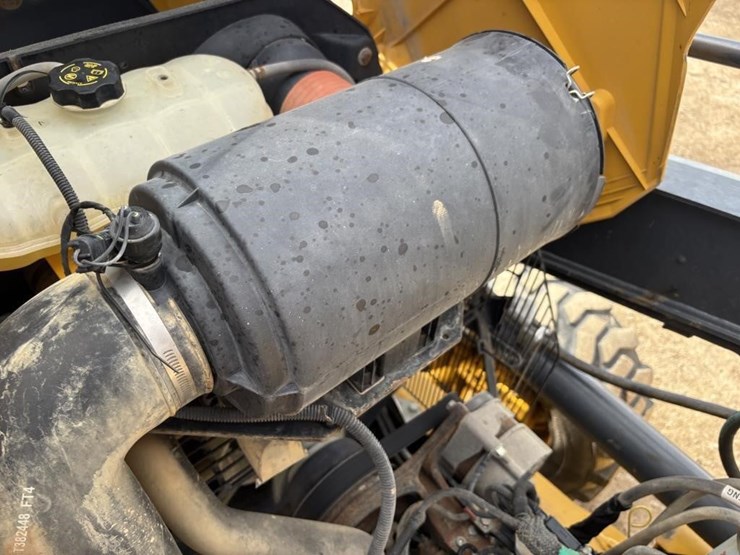 2019-deere-310l-ep-image-52