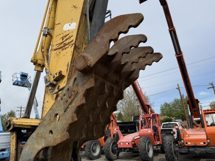 2016-kobelco-sk140sr-image-18