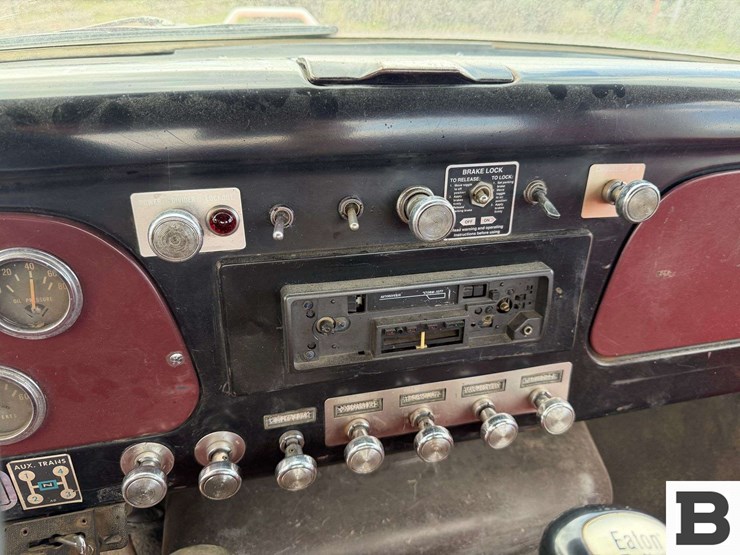 1974-international-f1800-image-54