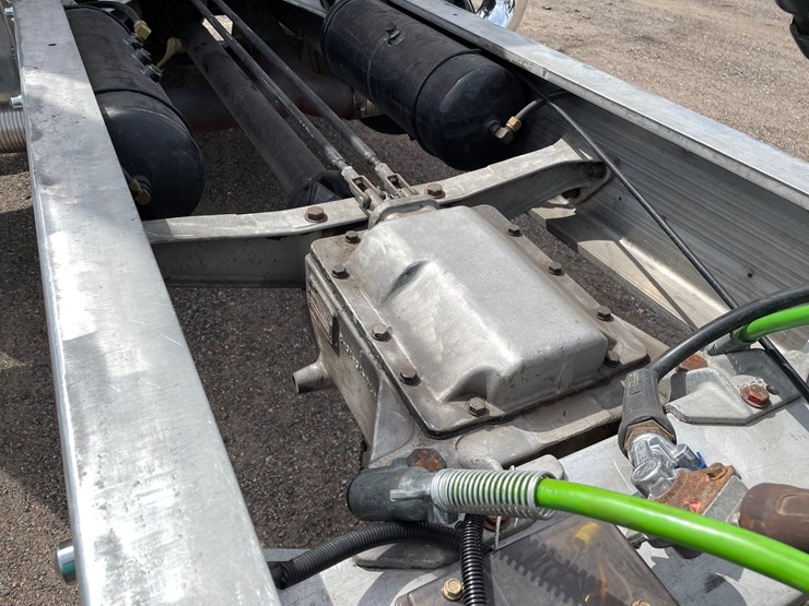 1970-peterbilt-358-image-30