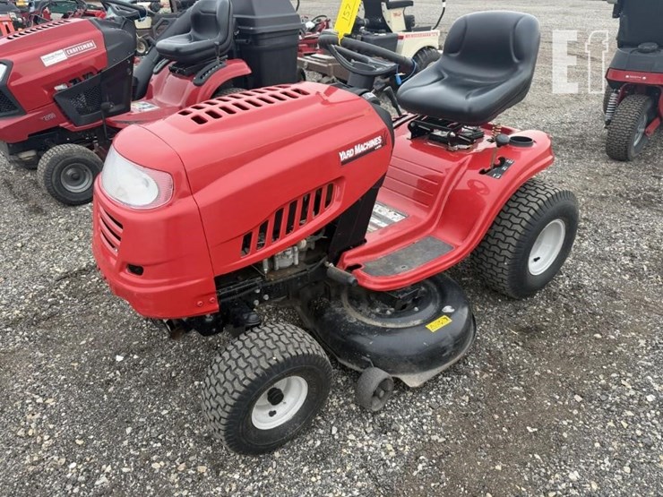 2016-mtd-yard-machine-f28201-image-1