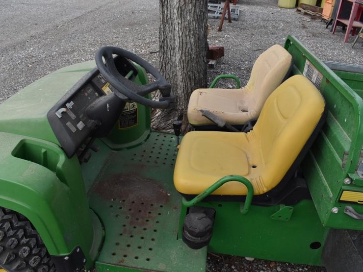 john-deere-gator-image-6