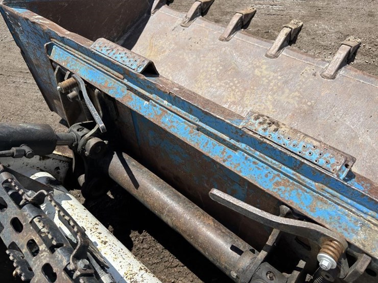 2016-bobcat-t650-image-12