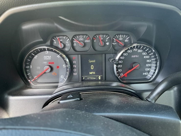 2015-chevrolet-silverado-1500-image-17