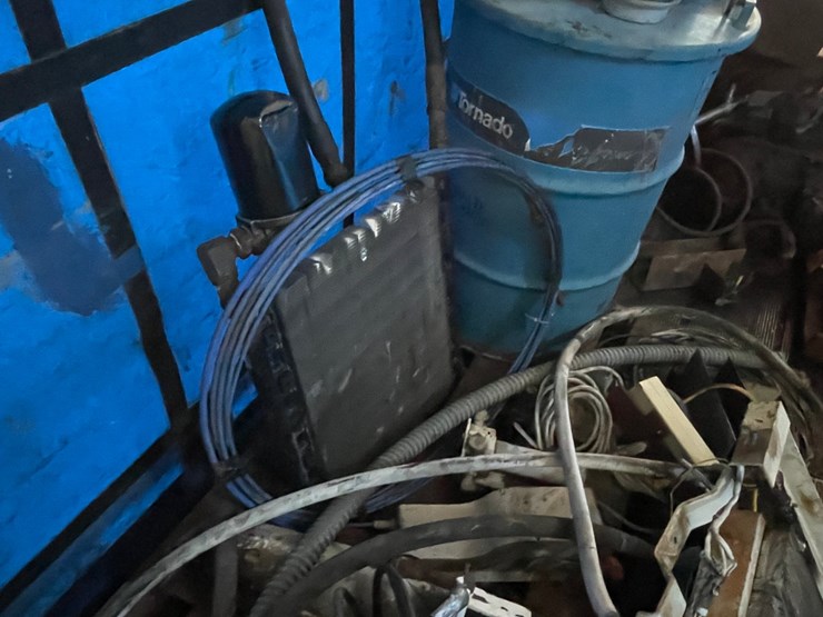 #10405-•-complete-hydraulic-system-for-ready-mix-truck-image-13