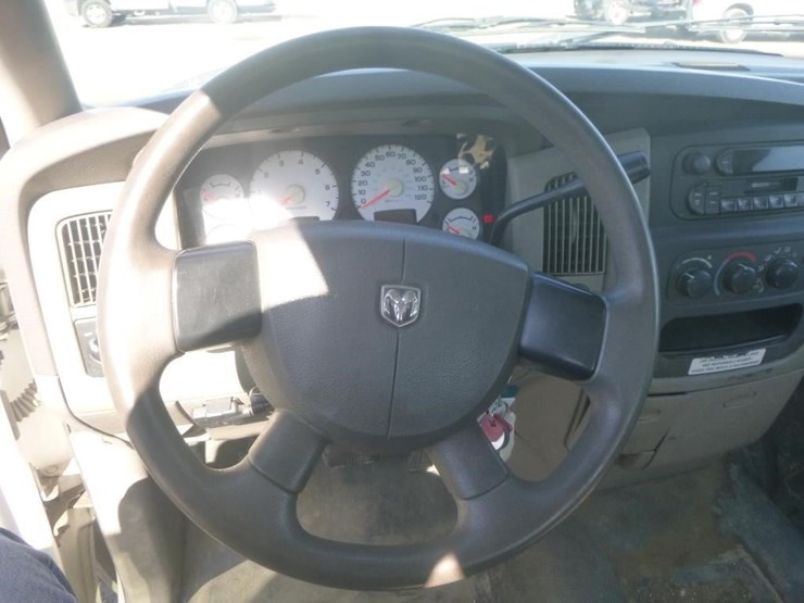 2005-dodge-ram-2500-image-10