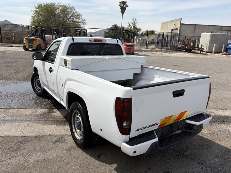 2011-chevrolet-colorado-image-4