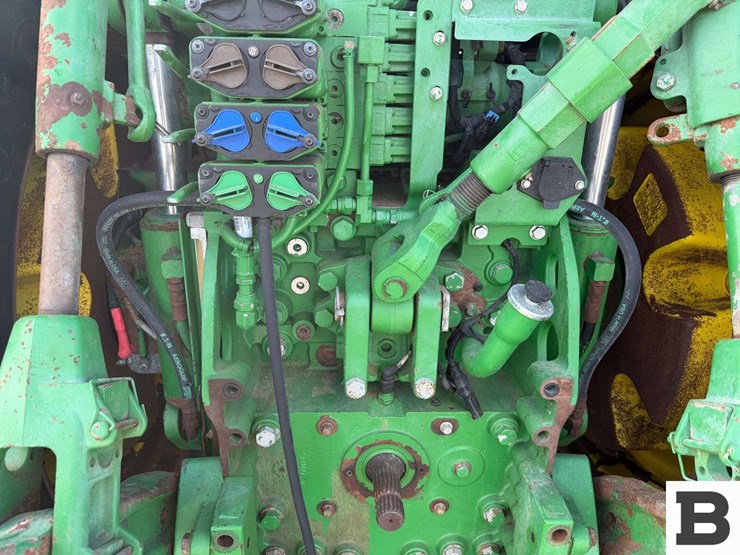 2021-john-deere-7r-210-image-29