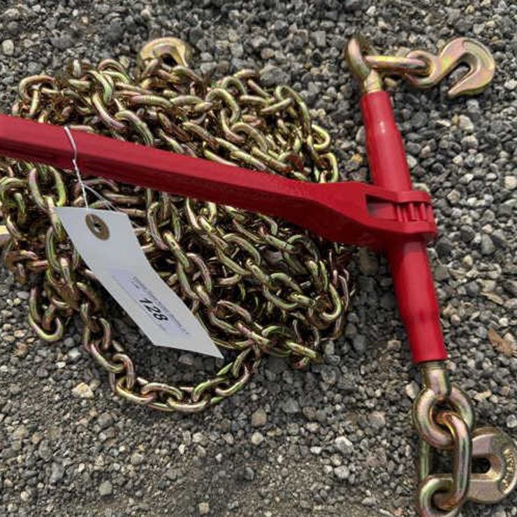 #128 • (1) 5400 lb Ratchet Binder & (2) 5/16" 20' Chains