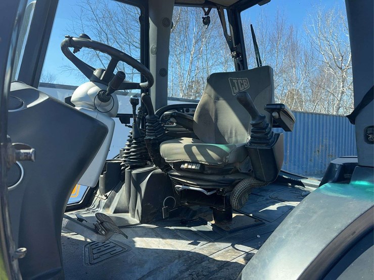 2012-jcb-3cx-image-24