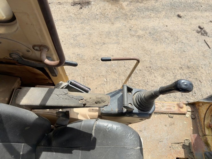 1993-caterpillar-311-image-33