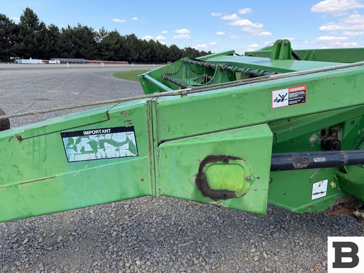 john-deere-820-image-12