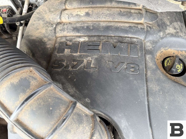 2011-dodge-ram-1500-image-38