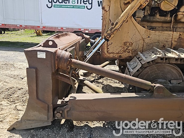 caterpillar-d8h-image-17