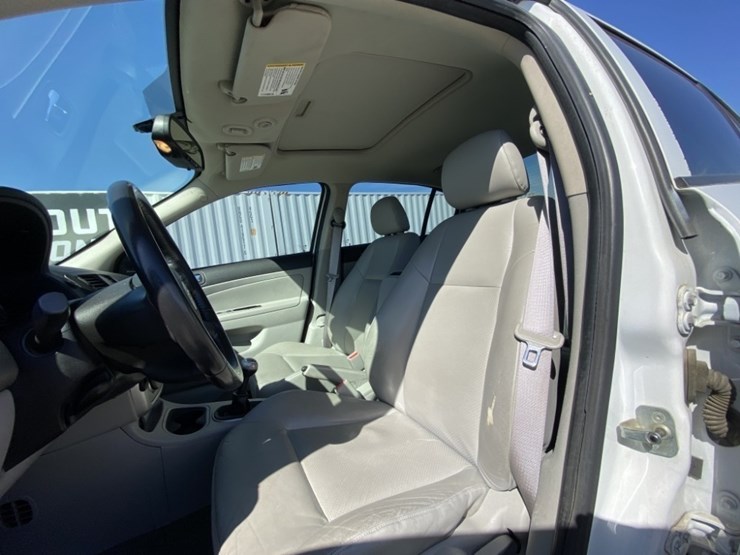 2006-chevrolet-cobalt-sedan-image-22