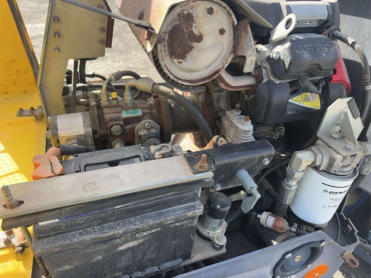 2016-dynapac-cc900g-image-19