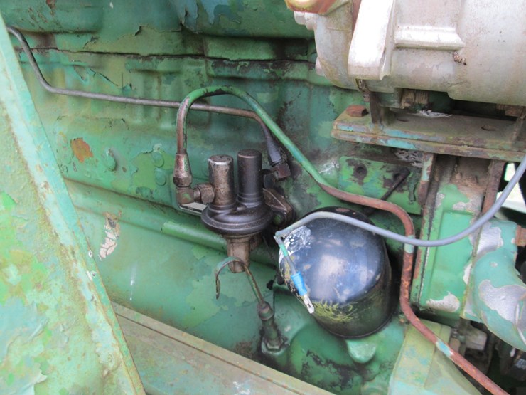 1982-john-deere-2840-image-25
