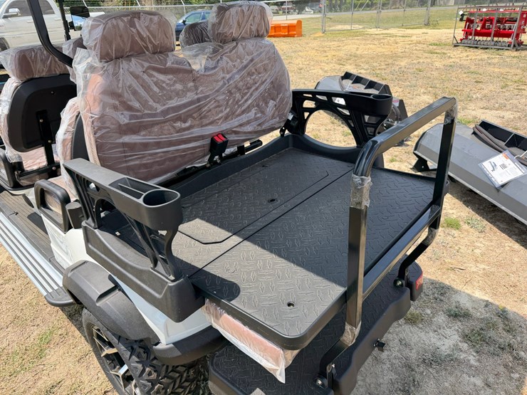 #582-•-#581-•-golf-cart-image-3