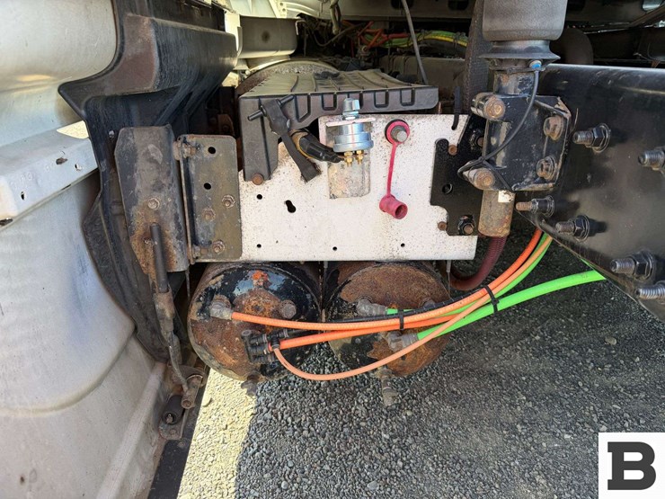 2012-international-prostar-image-16