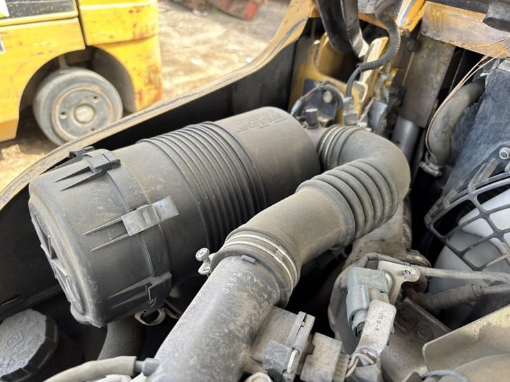 2020-caterpillar-2c6000-image-32