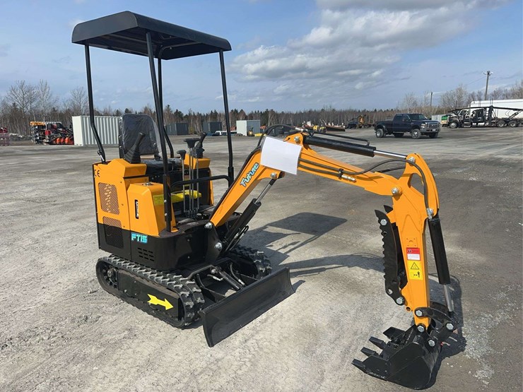 2026-future-ft15-mini-excavator-image-3