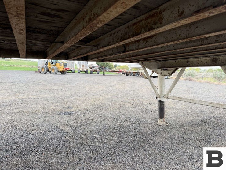 1984-fruehauf-open-top-image-26