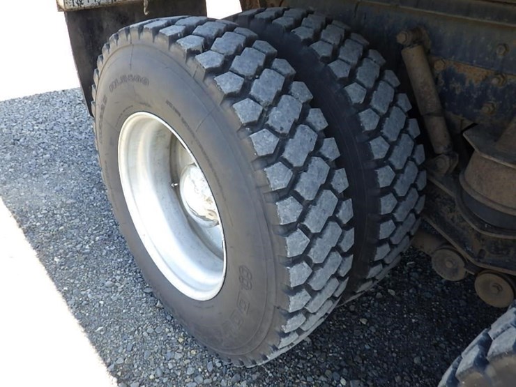 1999-kenworth-t800-image-47