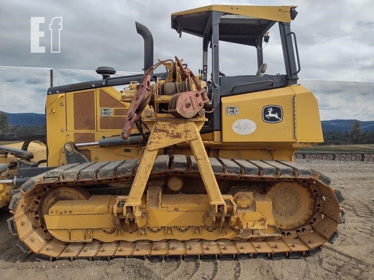 2013-deere-700k-lgp-image-15