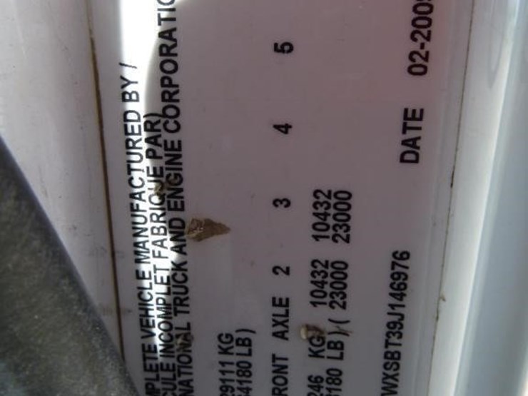 2009-international-7600-image-48