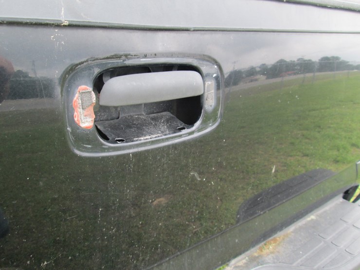 2006-chevrolet-2500-image-10