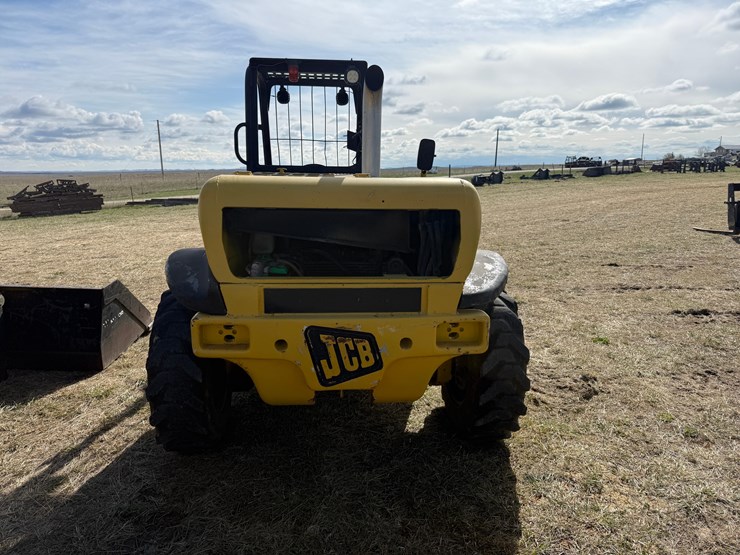 jcb-520-image-3