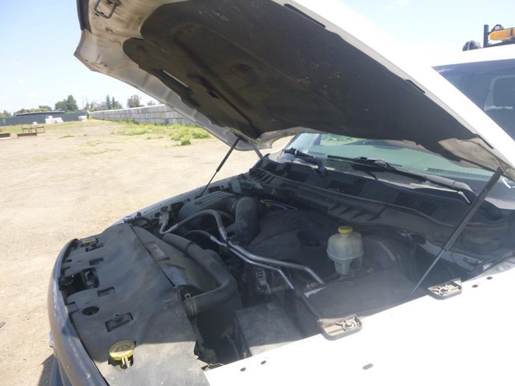 2014-dodge-ram-1500-image-27