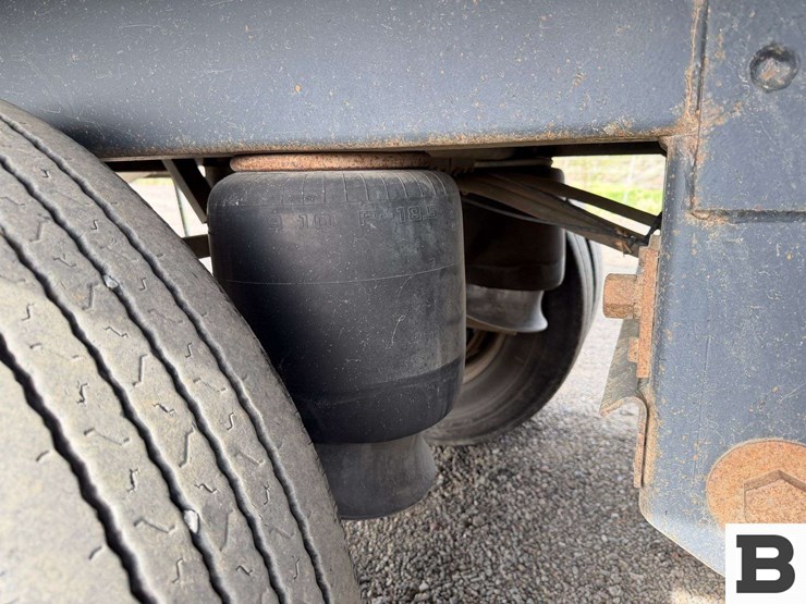 2017-timpte-hopper-bottom-image-32