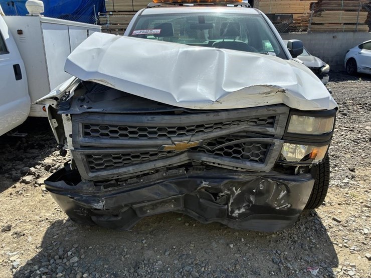 2015-chevrolet-silverado-1500-image-6