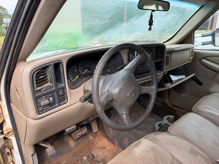 #521-•-#521-•-2001-gmc-sierra-pickup-truck-image-12