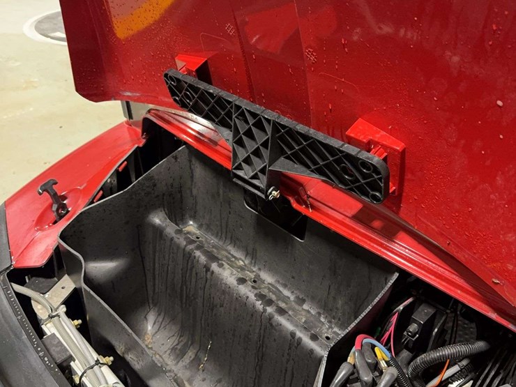 2012-case-ih-scout-xl-image-12