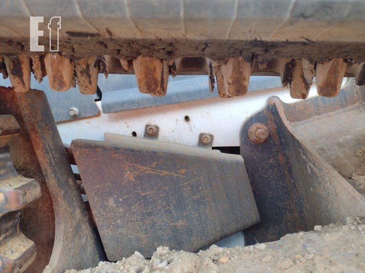 2021-bobcat-t76-image-28