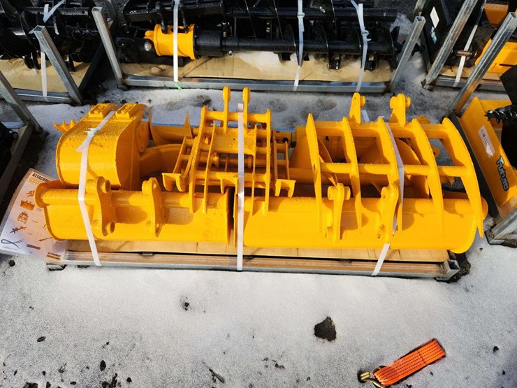 future-cat-301-mini-excavator-attachment-kit-image-1