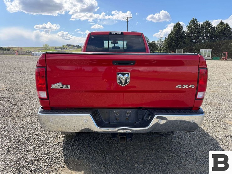 2016-dodge-2500-image-4