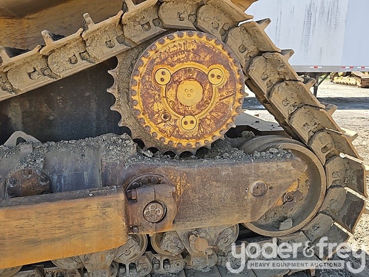 1990-caterpillar-d9n-image-18