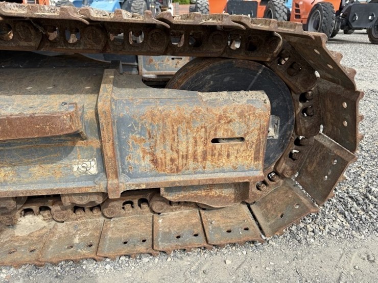2016-kobelco-sk140sr-image-26